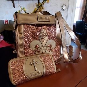 Purse and wallet